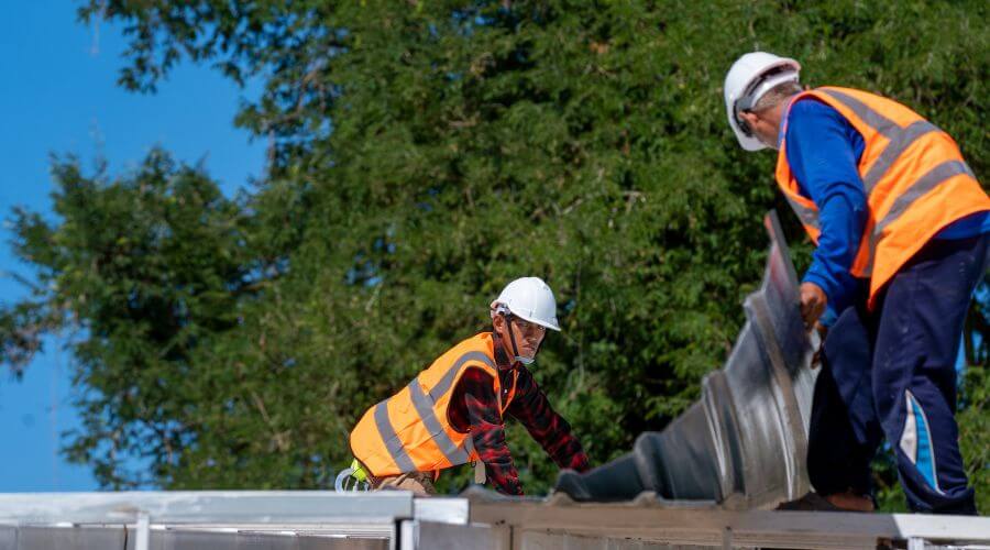 Professional metal roof installation in Stronghurst, IL